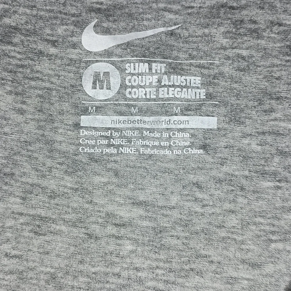NIKE Slim Fit Tee